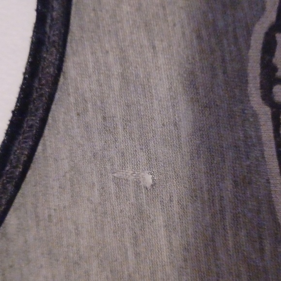 🍭🌺 Star Wars Gray and Black Graphic Top - Picture 5 of 11